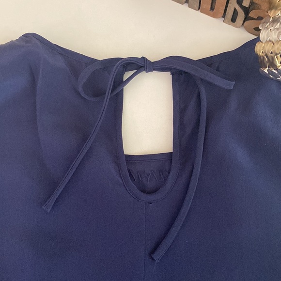 🌴LILLY PULITZER ‘Havana’ Embellished Silk Top in Navy - Picture 9 of 10